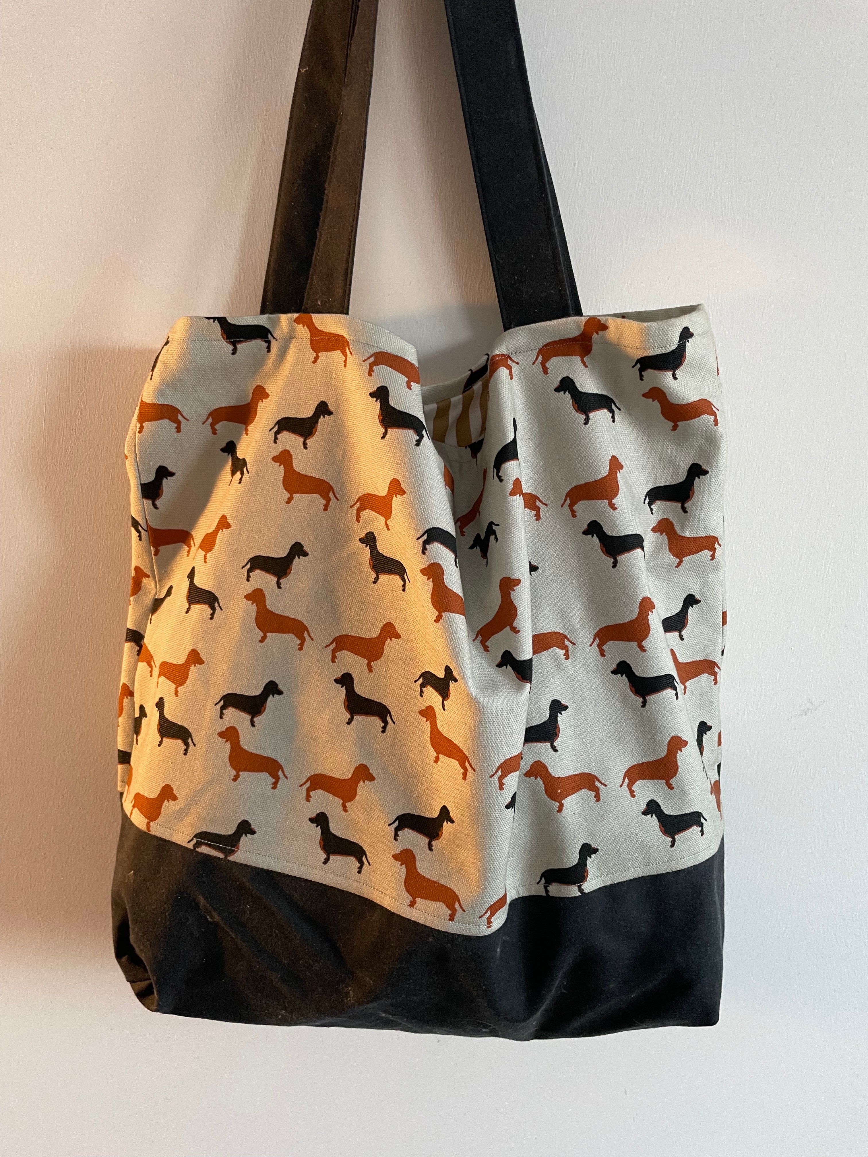 Dachshund Tote Bag