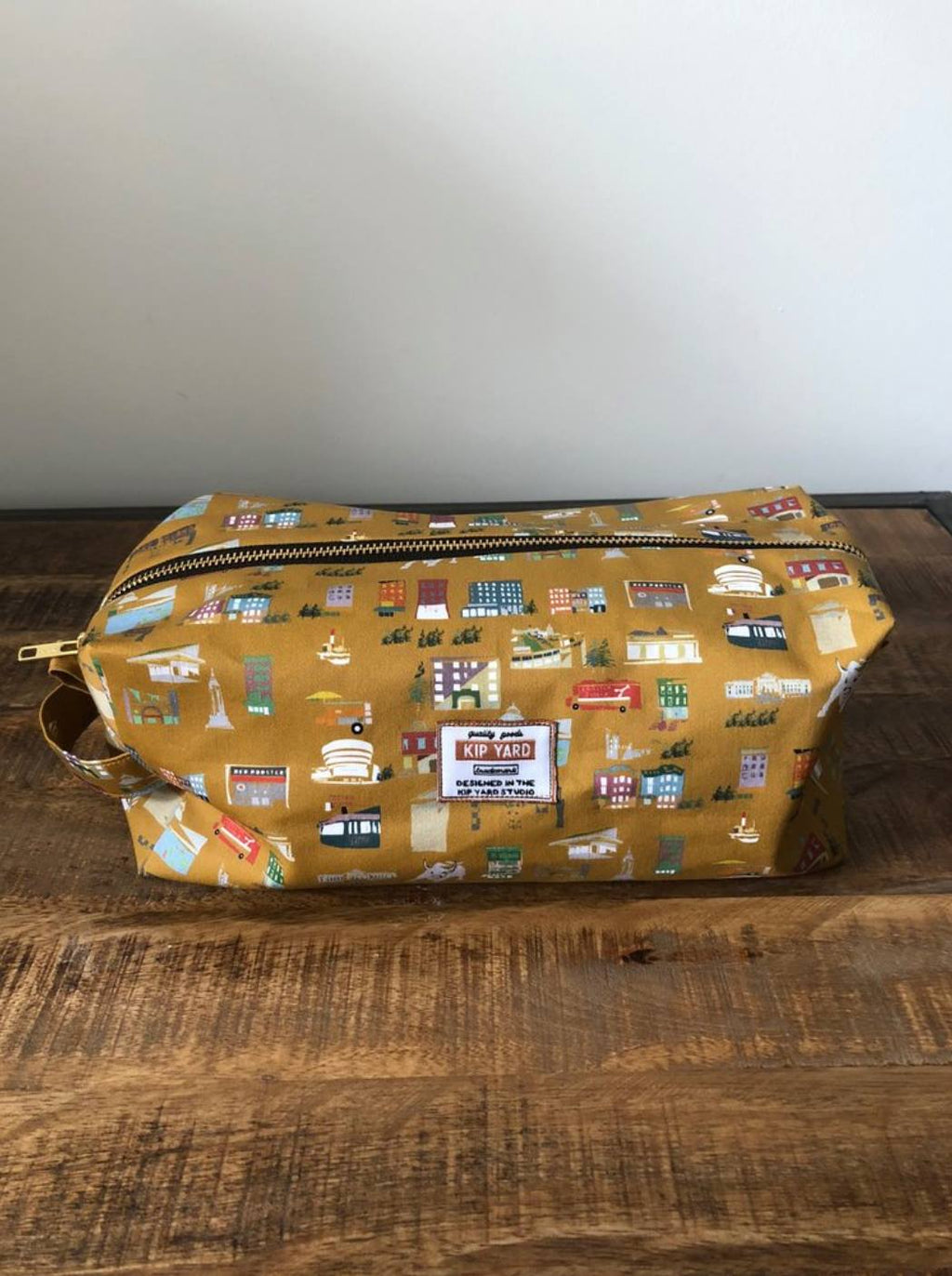 New York travel bag/make up bag